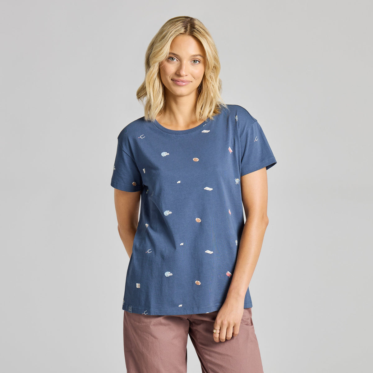 Women's Football Tailgate Pattern Crusher-LITE Easy Tee product image 1