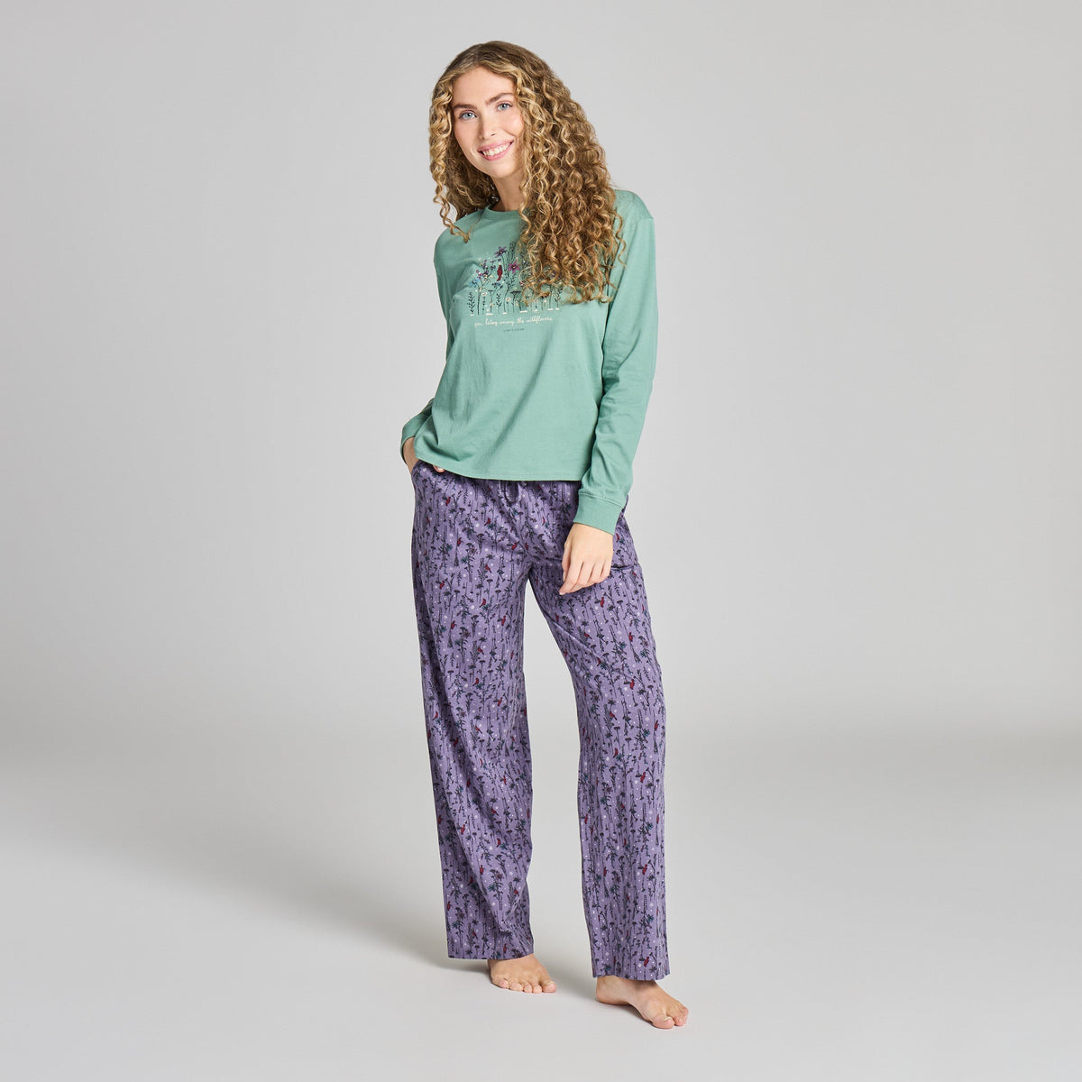 Women's Cardinal Winter Floral Pattern Snuggle Up Sleep Pant