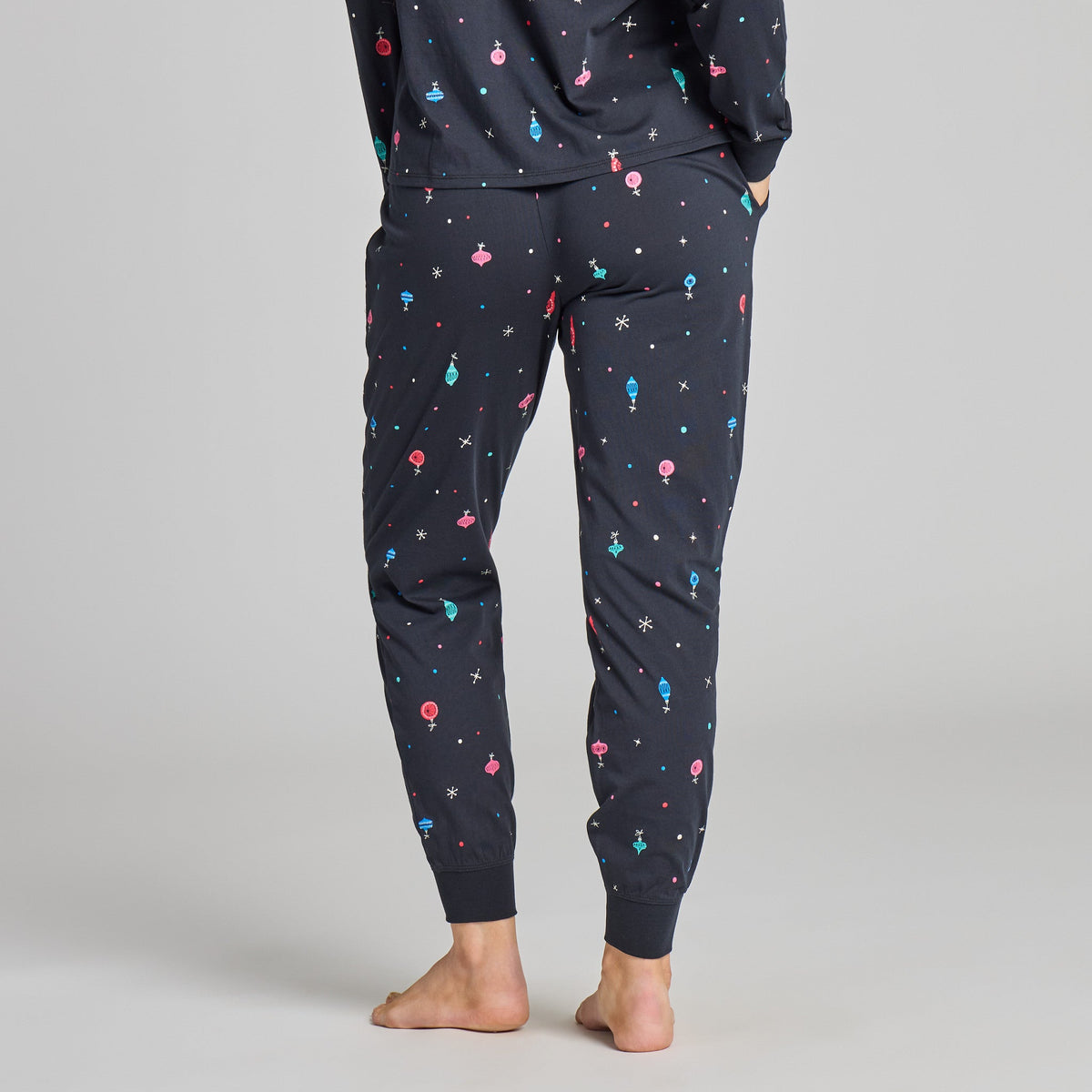 Women's Retro Ornament Pattern Snuggle Up Sleep Jogger